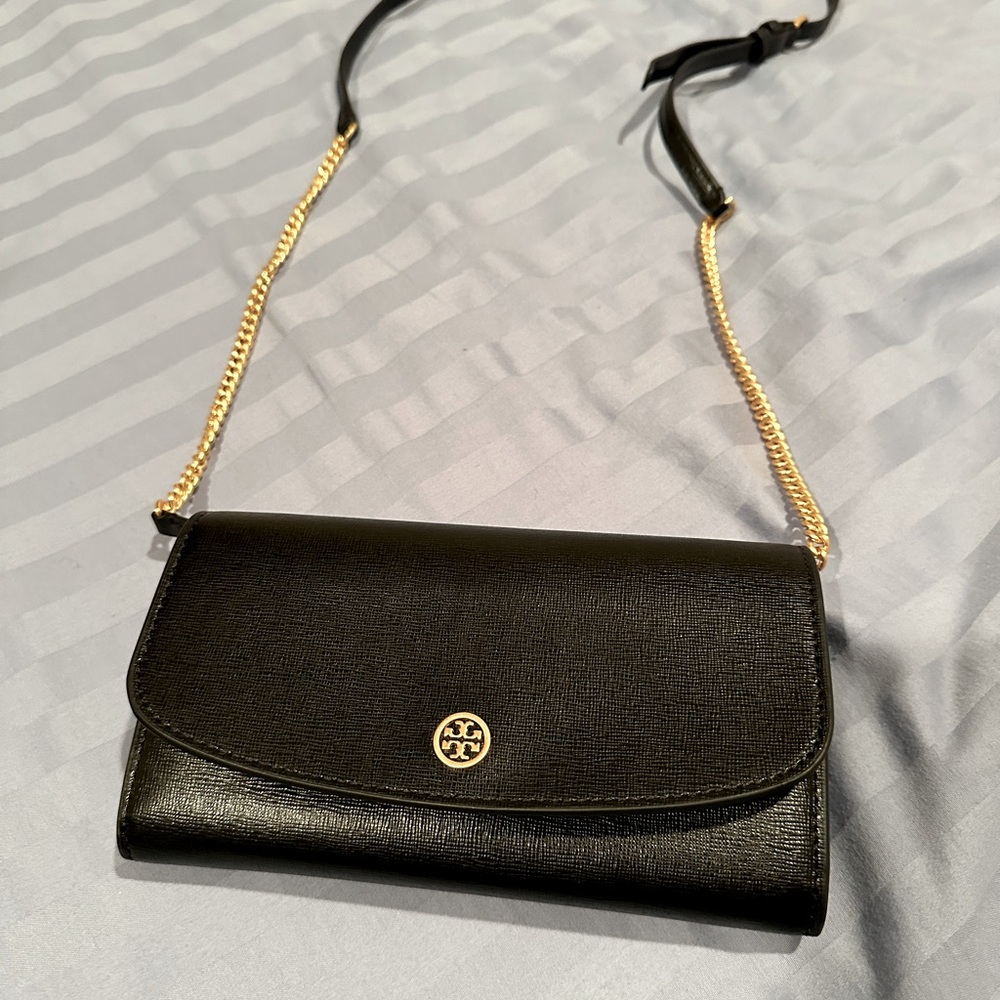 Tori Burch Robinson Leather Wallet on a Chain Brand New